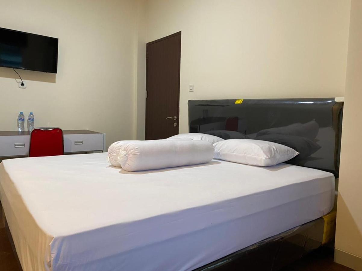Mapala Guest House Makassar RedPartner Bagian luar foto